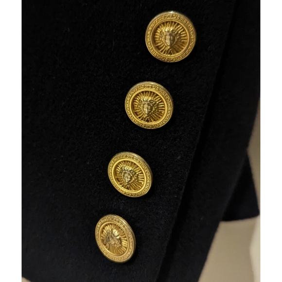 ✨Vintage Wool/Cashmere blend Collarless Coat~Black w/Gold Buttons~Size12 - Picture 5 of 8